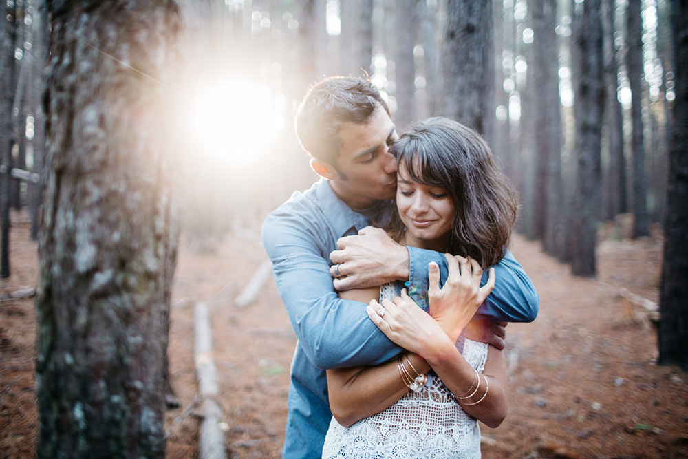 couples photo session in olinda forest on Maui