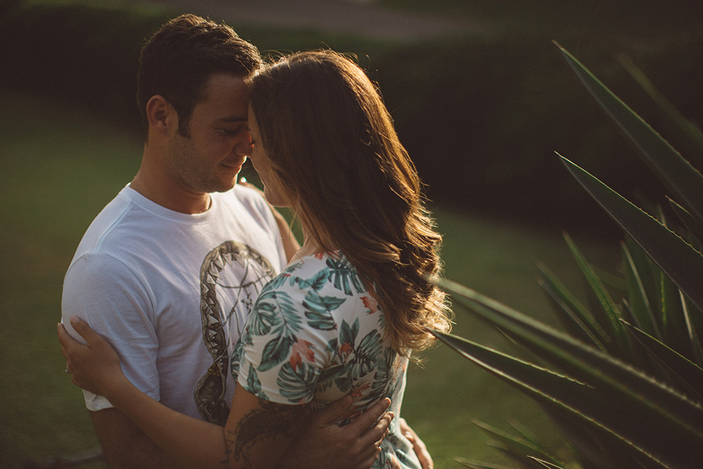 couples and engagement photoshoot on maui