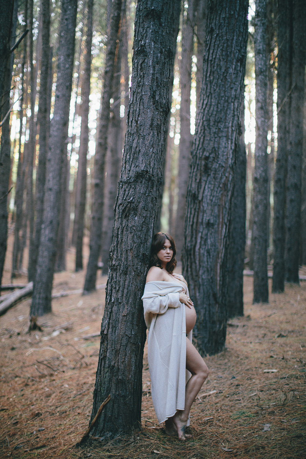 forest hawaii maternity photography.