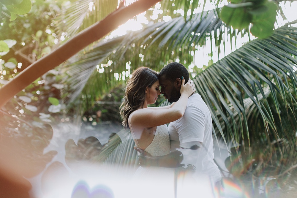 maui couples photographer cadencia captures the love between humans in wailea, hawaii. 