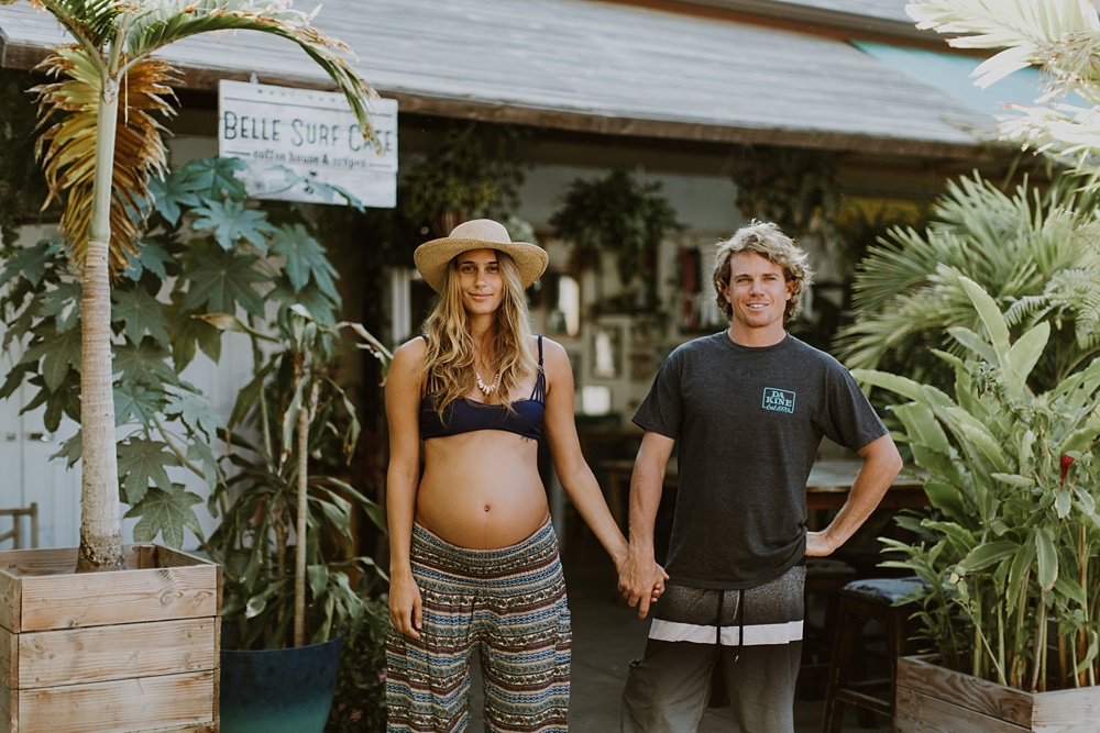 bella surf cafe in kihei, maui after a maternity photo session.