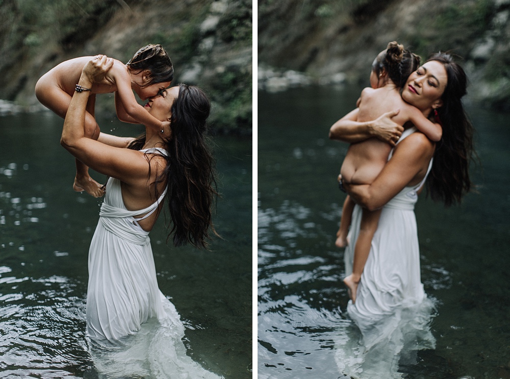 maui photographer does family portraits at iao valley.
