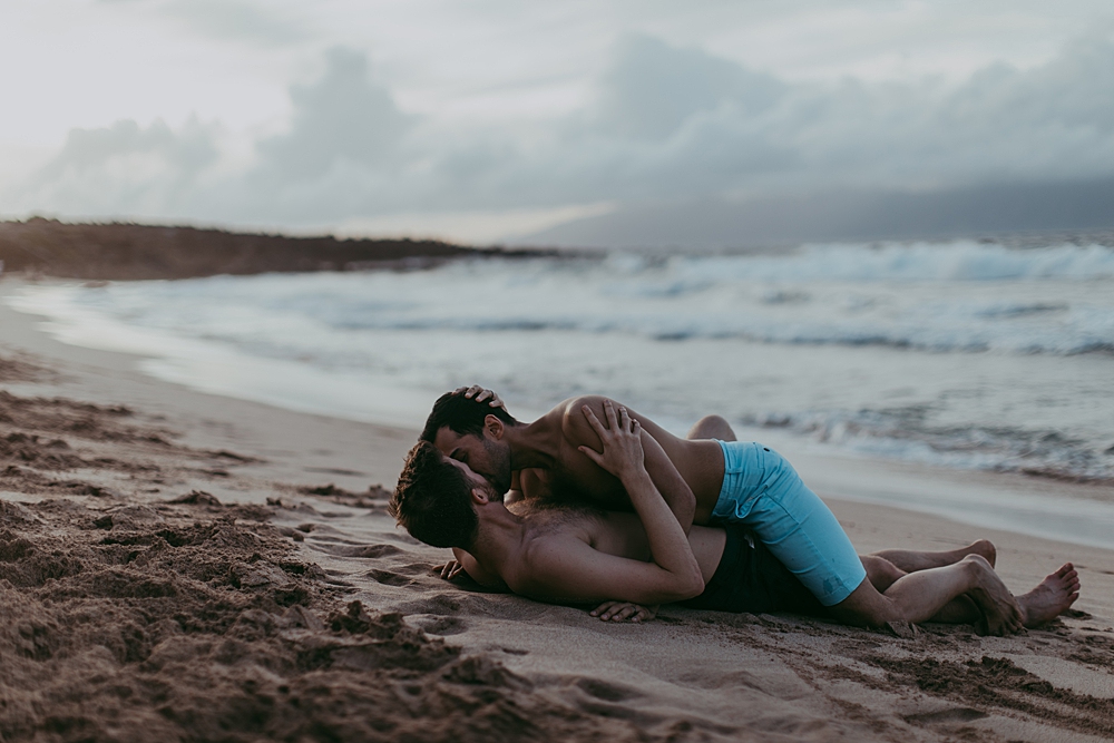 beautiful gay couples photography in maui, hawaii for LGBQT 