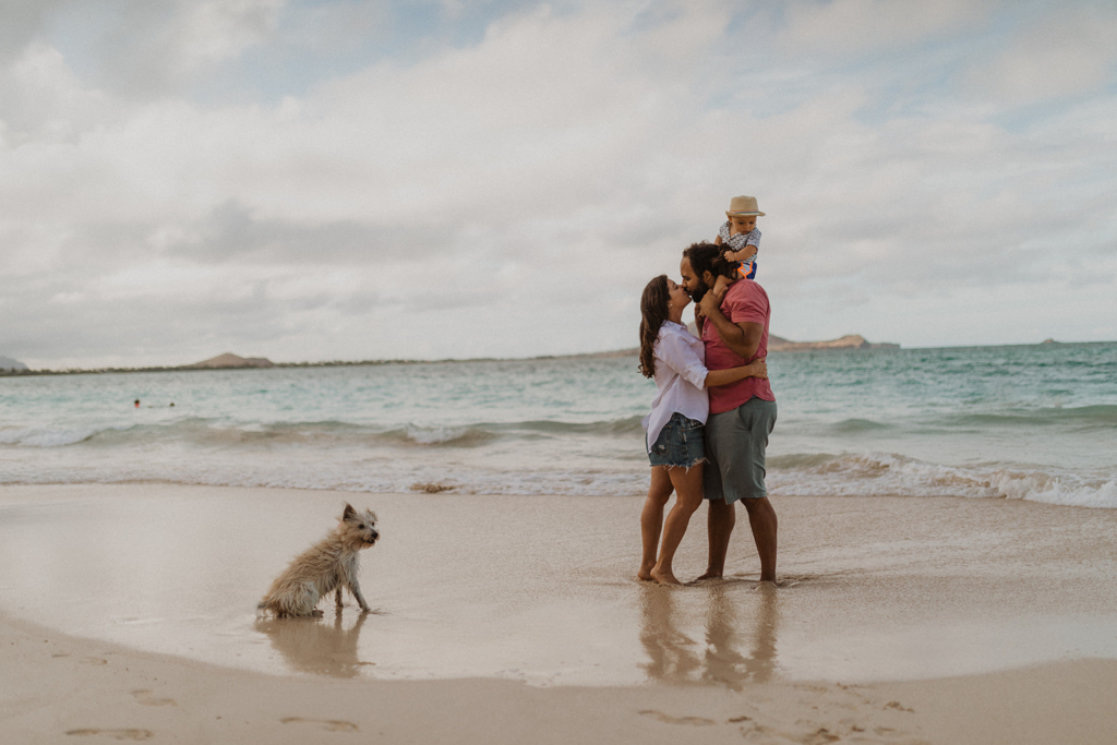 beautiful family and dog at kailua beach for their family photos 
