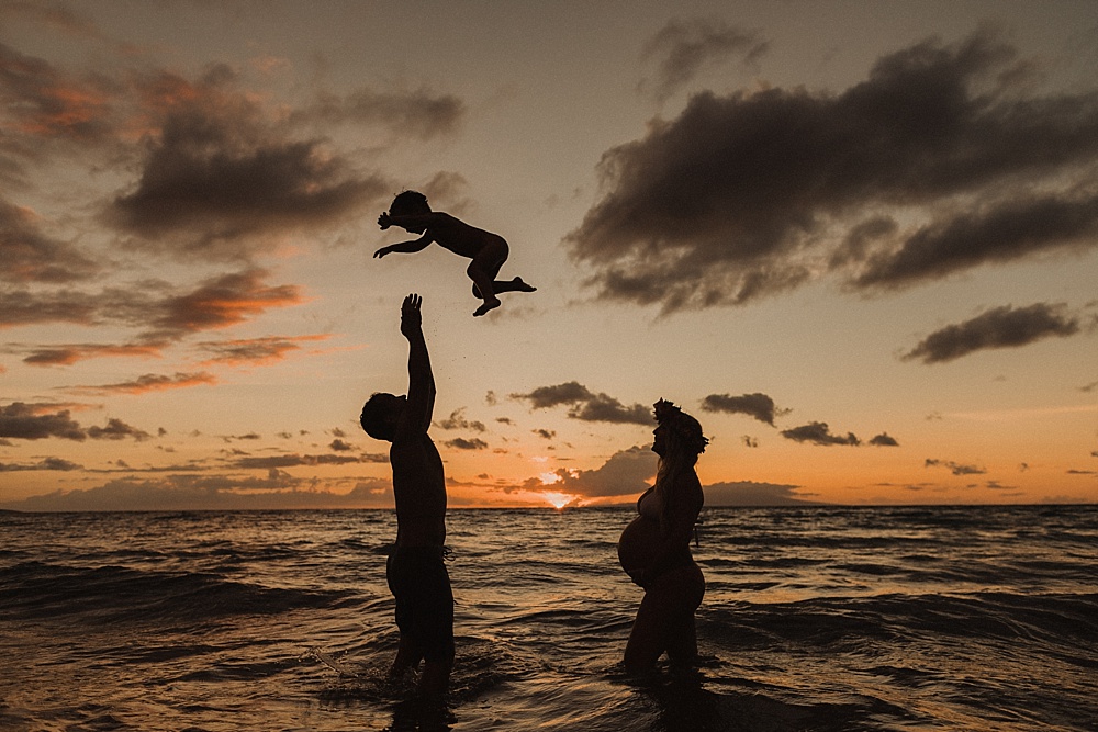 artistic maternity and family photos at sunset on maui