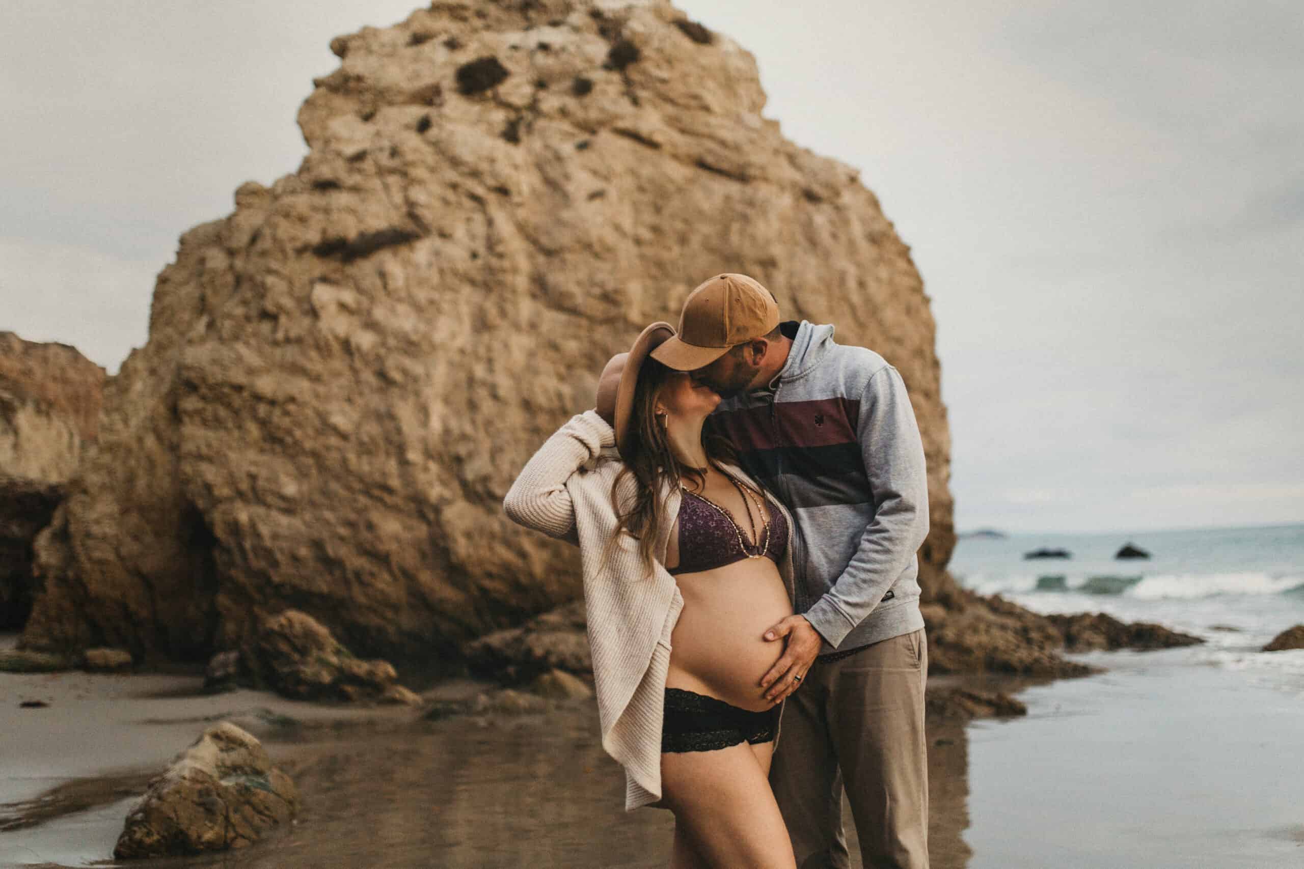 el-matador-beach-maternity-photography
