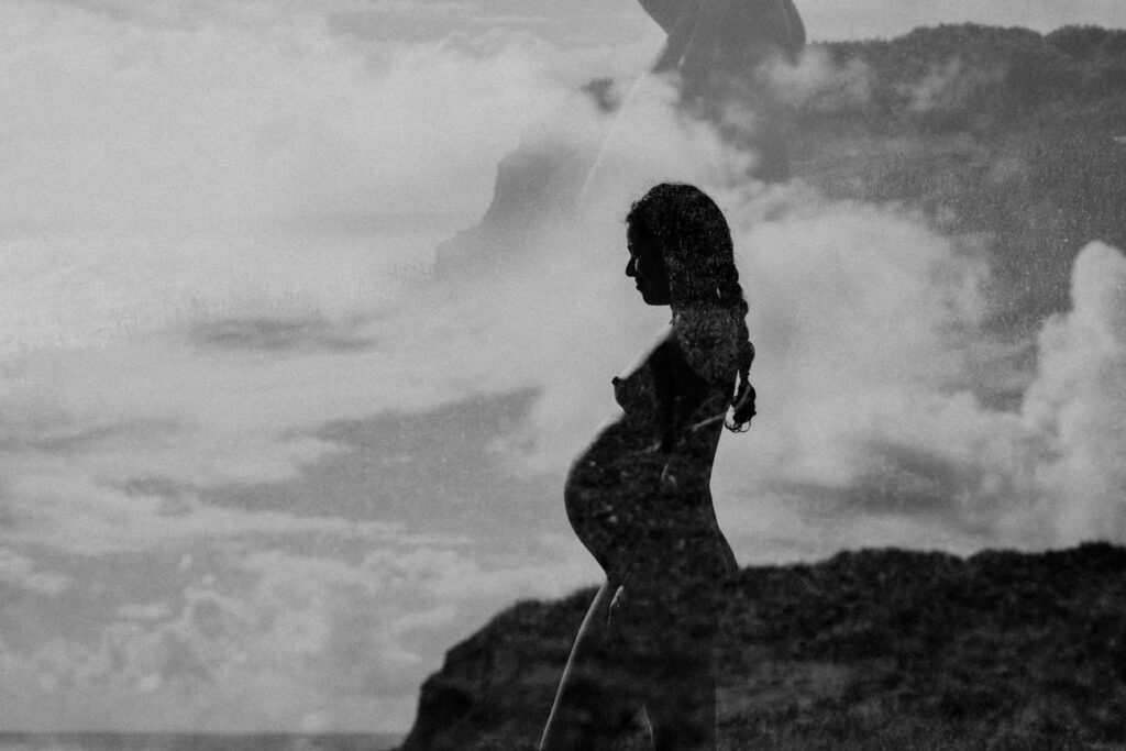 naked black and white maternity photoshoot in maui, hawaii